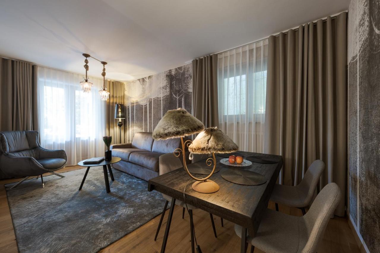 Mair Appartements In เชนนา ภายนอก รูปภาพ