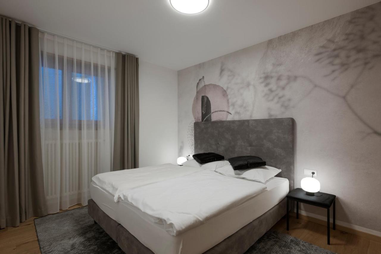 Mair Appartements In เชนนา ภายนอก รูปภาพ